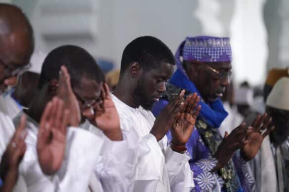 korité 2024 - prière du Pr Bassirou Diomaye Faye à la grande mosquée de Dakar - soleil.sn - 3